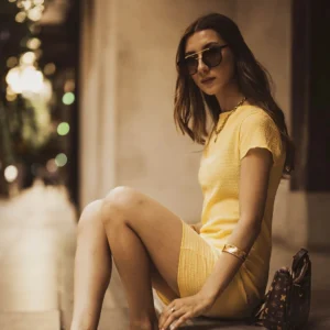 NYC Butter Yellow Street Style 2026: How Fashion People Are Replacing Black With the Softest Power Color